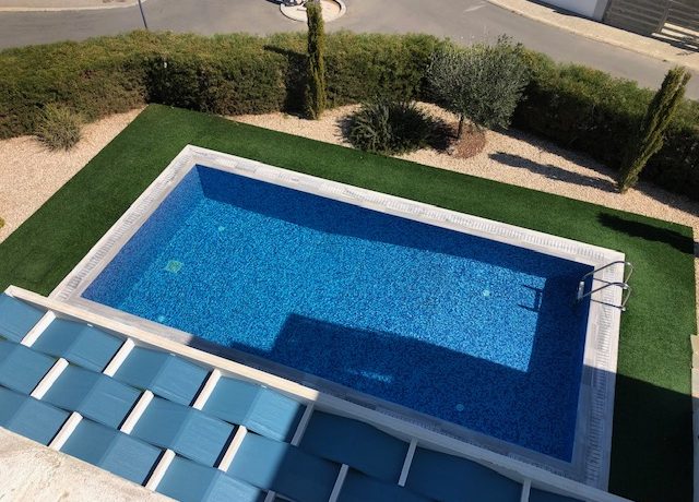 Arial Pool shot