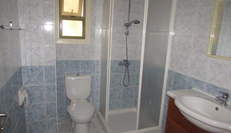 GMV5 Family shower room